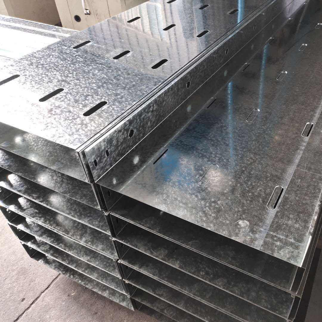 托盤式電纜橋架